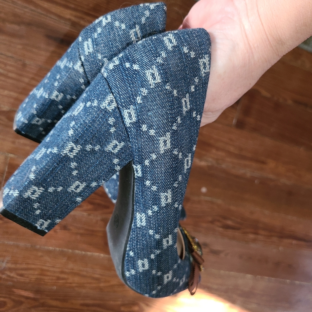 Denim Pumps! Size 38, 7 1/2